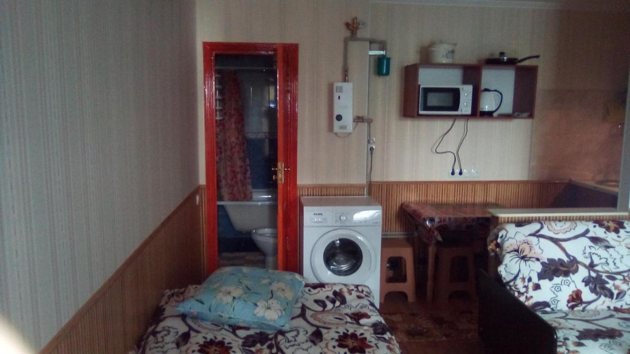 1-Я Слободская, 17А, Угол Проспекта Центрального, 3 Дивана, Wi-Fi, Отдельный Вход. Mykolaïv Extérieur photo