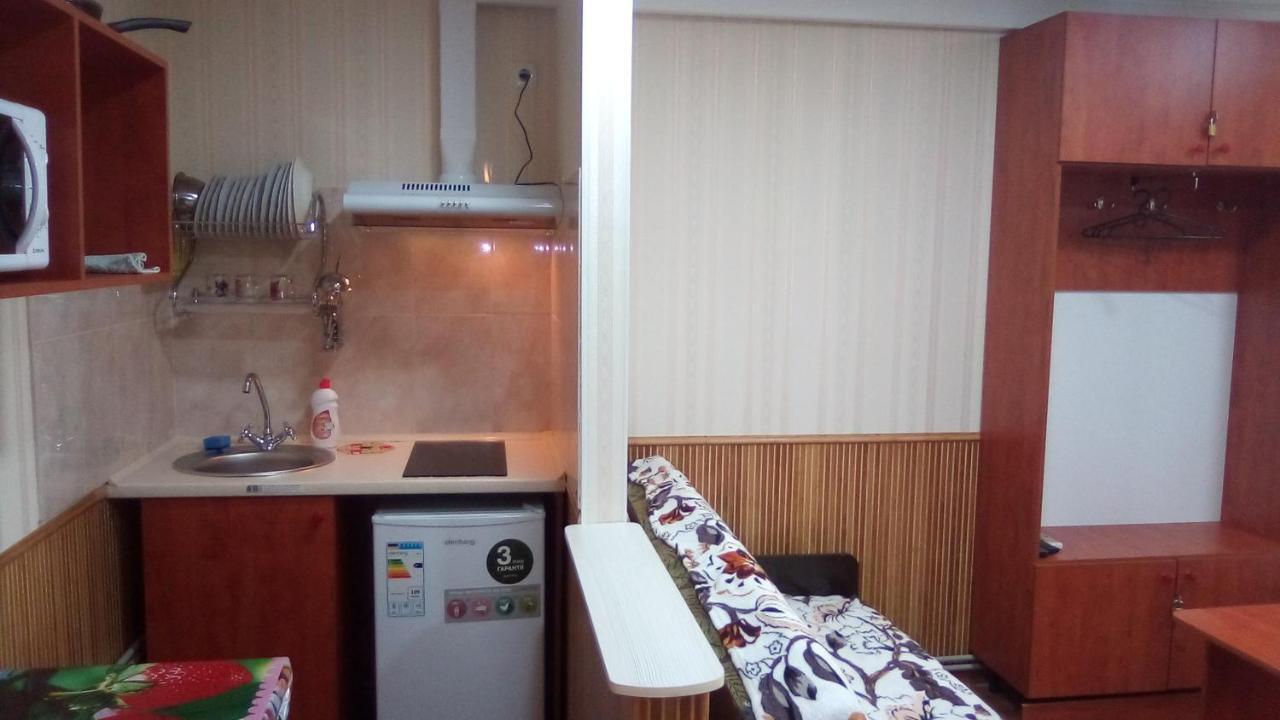 1-Я Слободская, 17А, Угол Проспекта Центрального, 3 Дивана, Wi-Fi, Отдельный Вход. Mykolaïv Extérieur photo