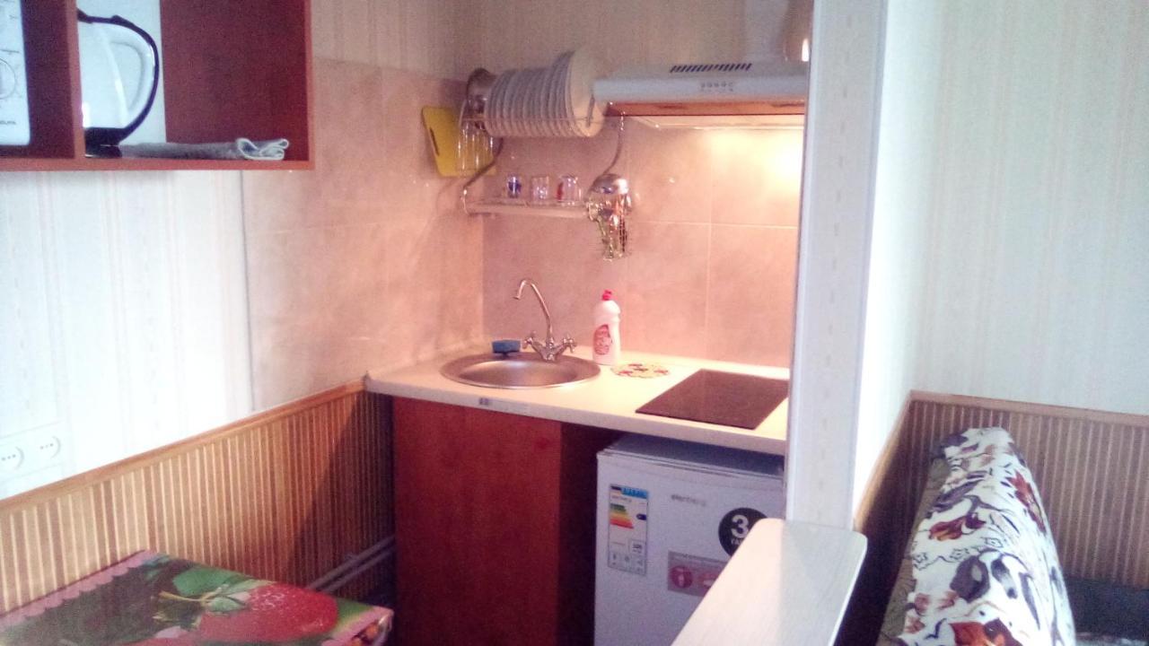1-Я Слободская, 17А, Угол Проспекта Центрального, 3 Дивана, Wi-Fi, Отдельный Вход. Mykolaïv Extérieur photo